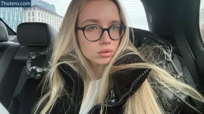 Polina Malinovskaya nude 3931592
